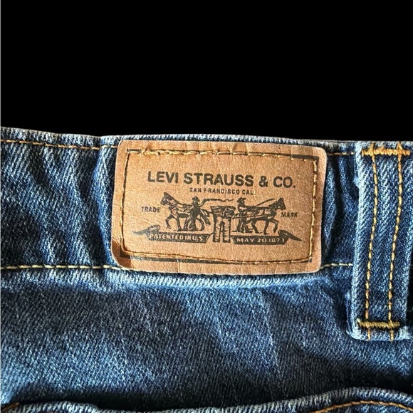 Levi's Classic Blue Wide Leg Jeans - Picture 4 of 6